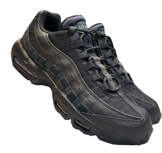 Nike 95 Triple Black Essential (Uk10.5)