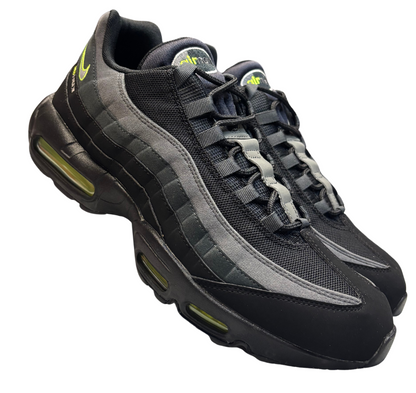 Nike 95 Black Volt 2024 (Uk12)
